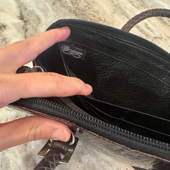 Adorable little Brighton purse/ organizer in deep chocolate embossed leather - Picture 3 of 8